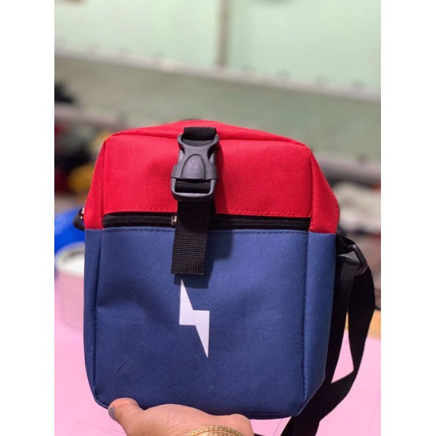 Túi Đeo Chéo Tia Chóp