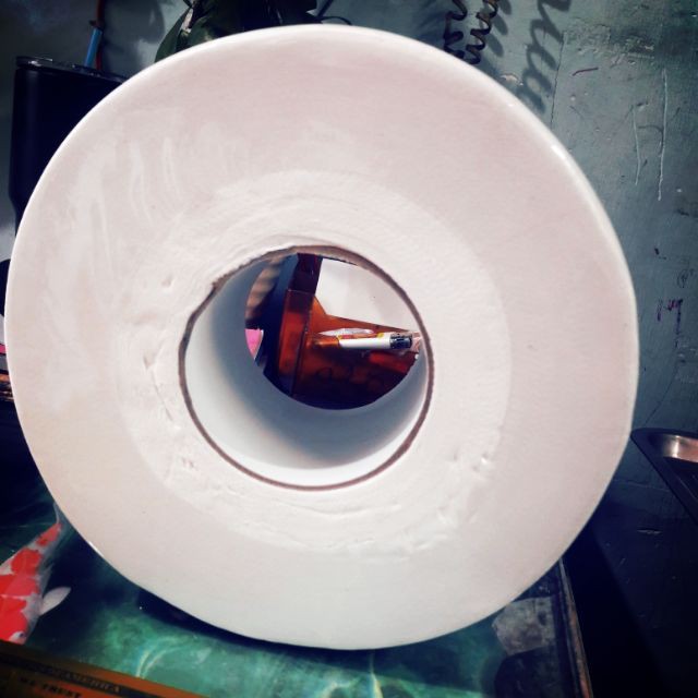 Giấy cuộn bánh xe