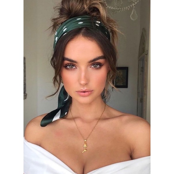 Khăn turban lụa vuông size 70x70cm in chấm bi - Maben