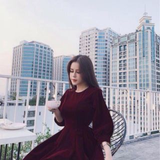 Váy nhung dáng xòe