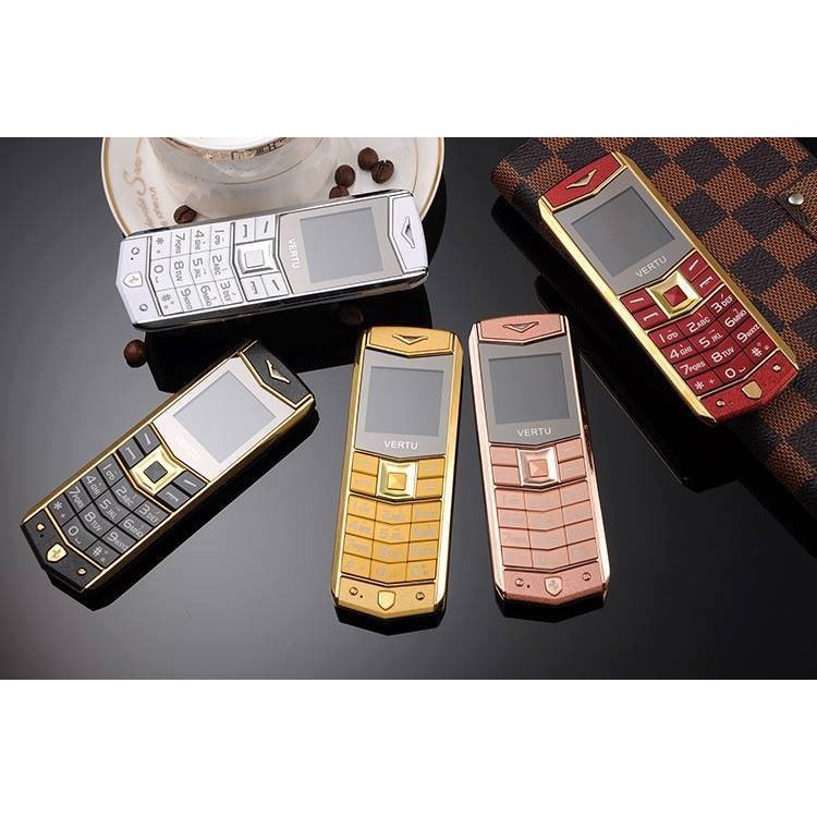 Điện thoại Vertu A18