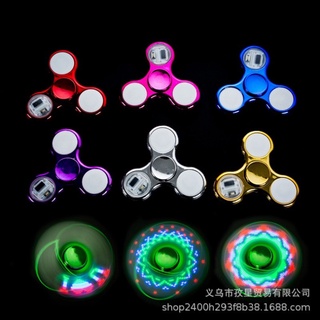 Con quay spinner phát sáng đèn LED 18 kiểu