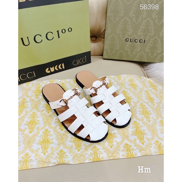 Sục giọ da mềm