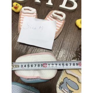 Giày tất tập đi