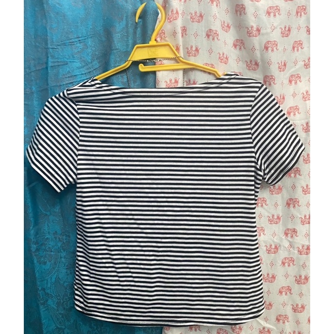 Áo croptop sọc ngang trắng đen phong cách - 2hand xnk Hàn Nhật Trung Mỹ- 989100