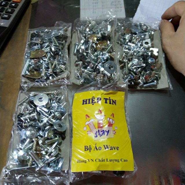 Trọn bộ ốc vít bắt áo wave