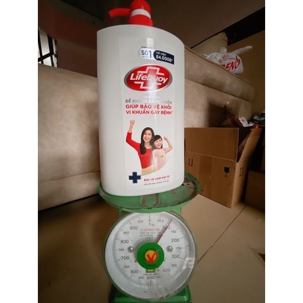 Sữa tắm Lifebouy bảo vệ vượt trội 1.1kg ( chai lớn) giá rẻ