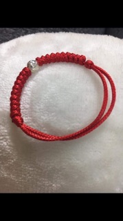 Vòng chỉ đỏ bi bạc ta