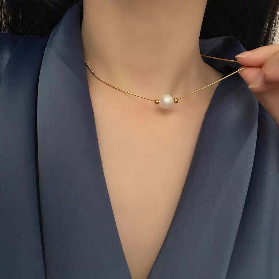 Dây chuyền thép titan mạ vàng 18k đính ngọc trai thời trang cho nữ