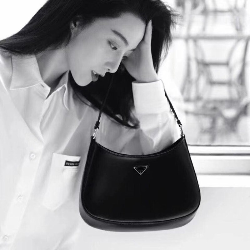 Túi kẹp nách da bóng siêu hot 900 | BigBuy360 - bigbuy360.vn