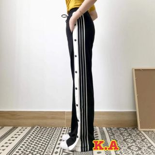 Quần xẻ cúc bấm siêu hít hót