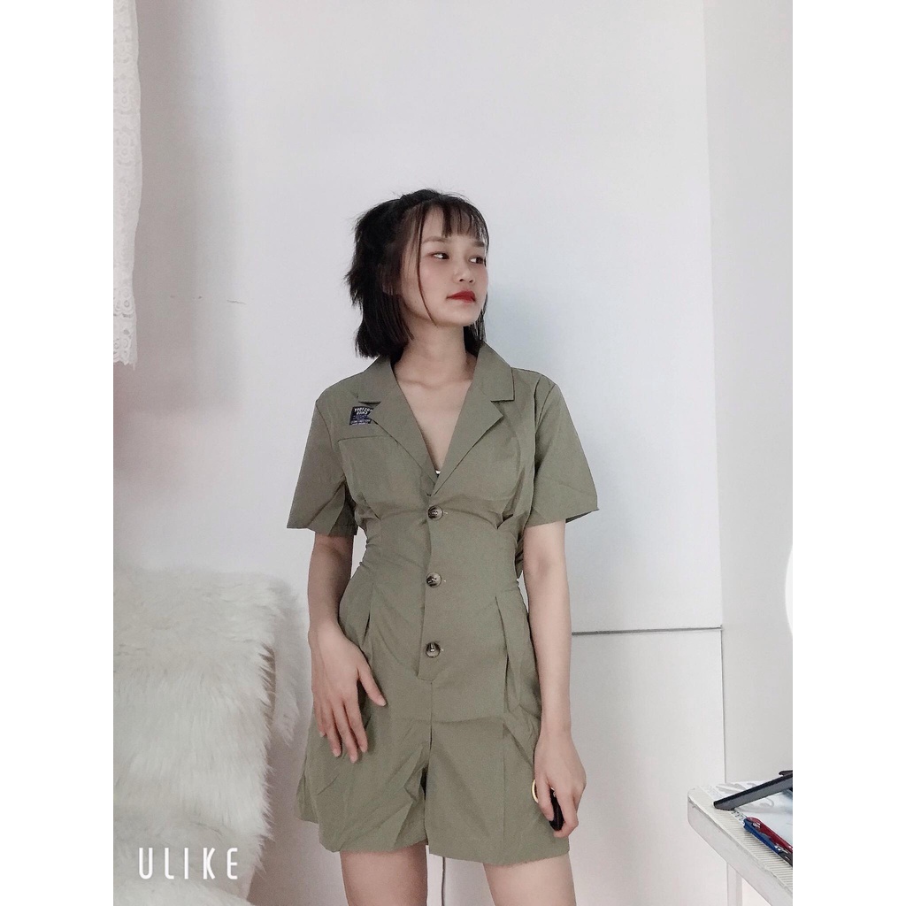 Jumpsuit kiểu vest Thiết kế hở lưng cực kì năng động và tôn dáng. 🖤 Lưng chun tiện lợi Lên dáng cực xinh