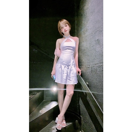 Đầm linen mini chéo ngực