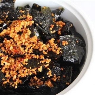 500g Rong biển sấy lắc tỏi ớt