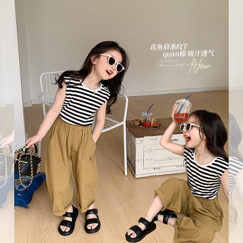 Set Áo Thun Sọc Ngang + Quần Yếm Phong Cách Hàn Quốc Cho Bé Gái