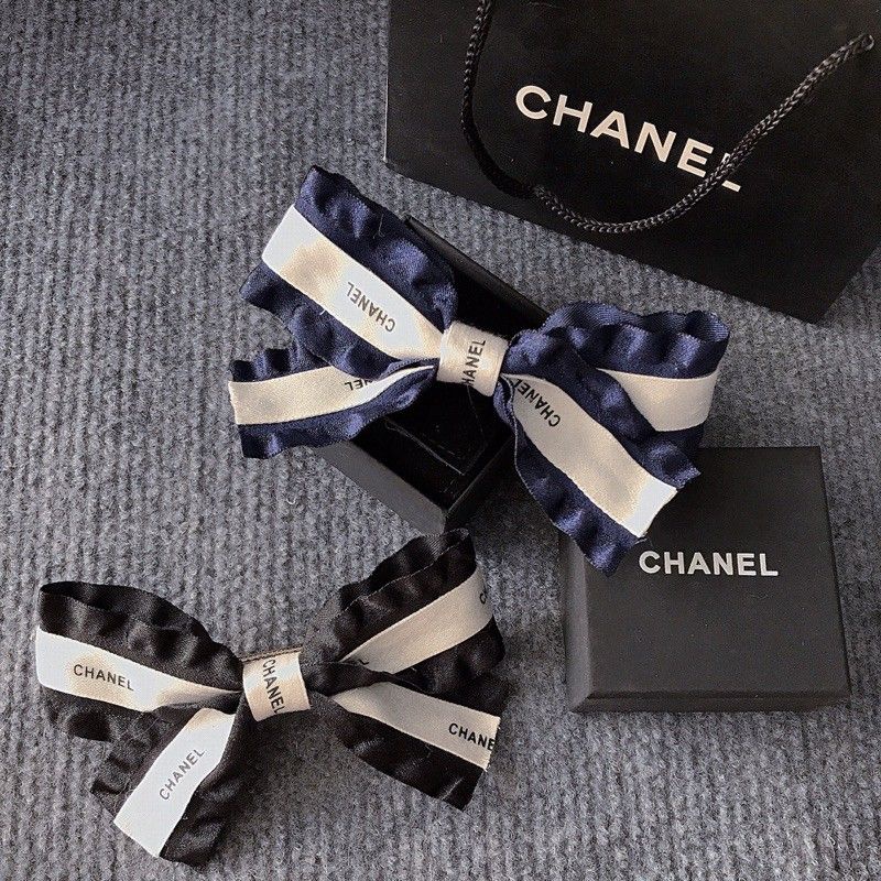 kẹp tóc thương hiệu chanel kèm hình thật