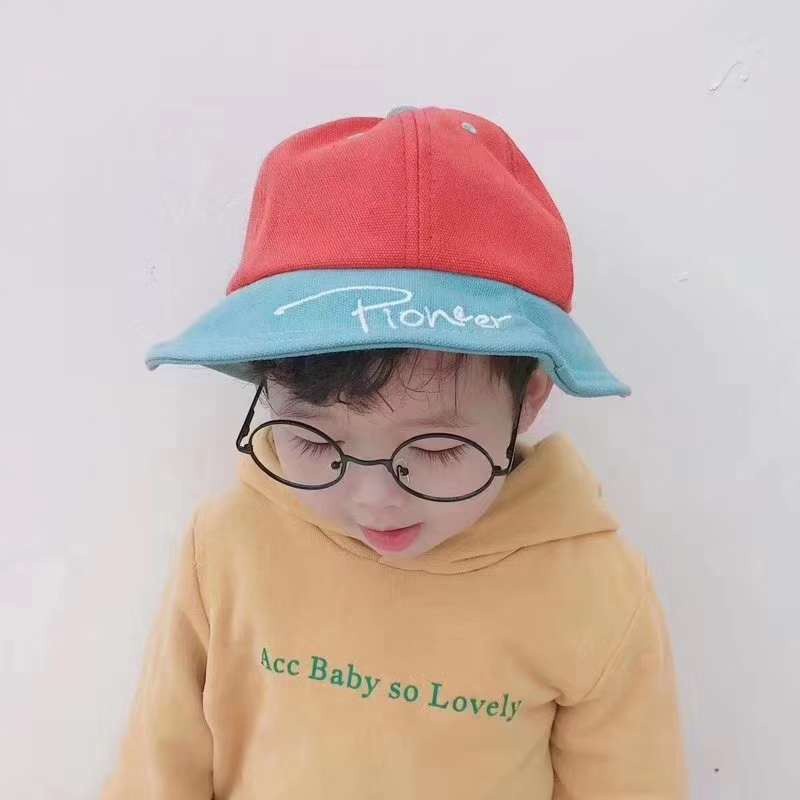 Mũ bucket thêu chữ cho bé
