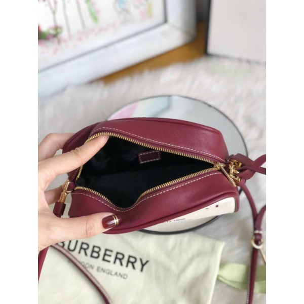 Túi Burberry