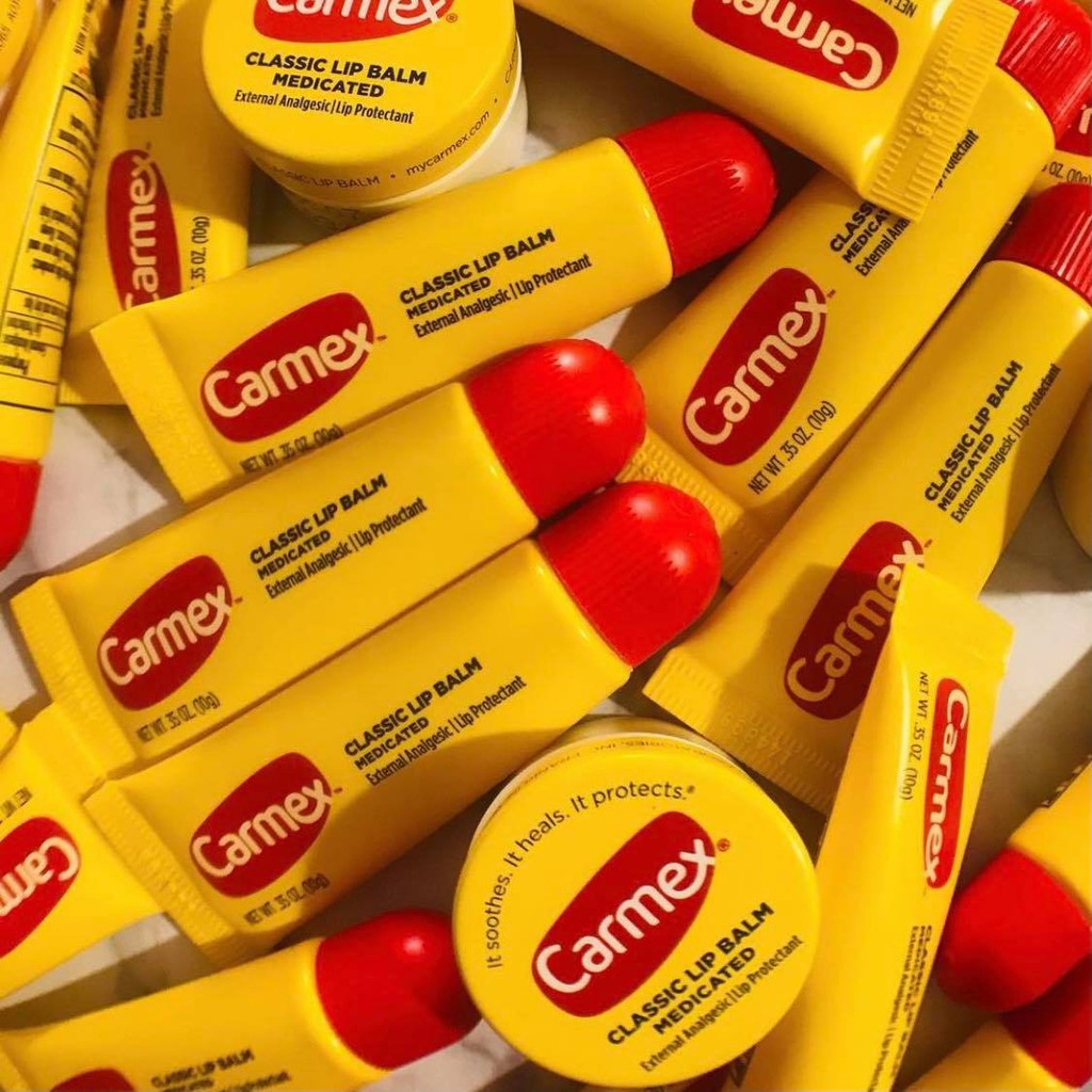 Son dưỡng môi Carmex Classic Lip Balm Medicated dạng tuýp