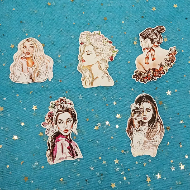 set cắm 5 cô gái xì tin