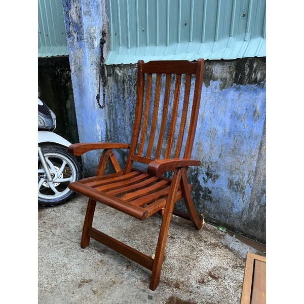 Ghế gỗ tựa thư giãn, ngã ra sau