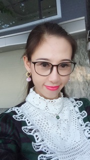 Gọng cận nhẹ tênh màu đỏ