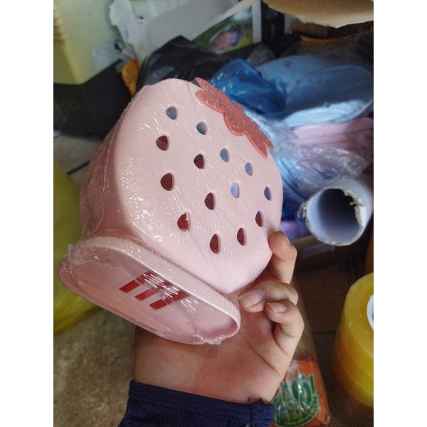 Ống Đựng Đũa 2 Ngăn Hình Quả Dâu Cute#