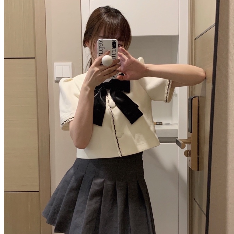 Áo Sơ Mi cổ nơ viền ziczac khuy ngọc tiểu thư 129