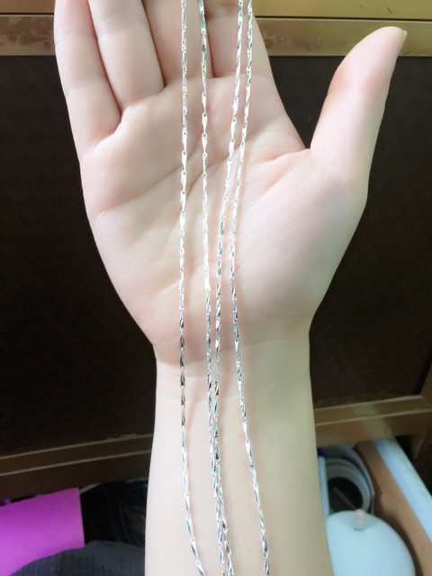 Dây chuyền bạc