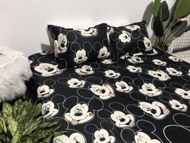 Bộ Ga Gối Cotton Poly Micki Đen
