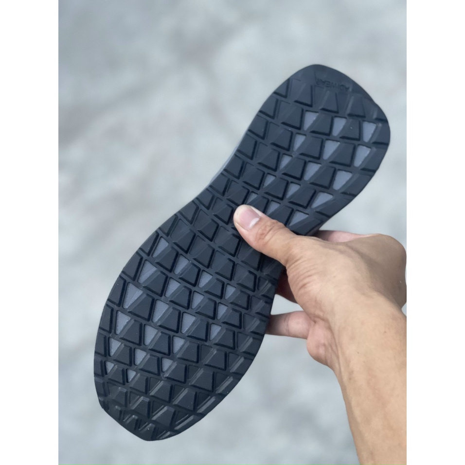 Giày thể thao sneaker alphabounce 2022 siêu nhẹ trẻ trung đen đế đen