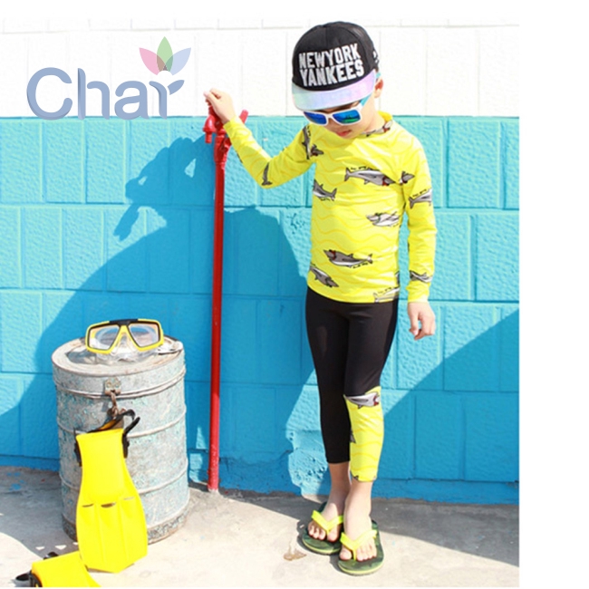 Bộ áo thun tay dài + quần dài đồ bơi cho bé trai | BigBuy360 - bigbuy360.vn