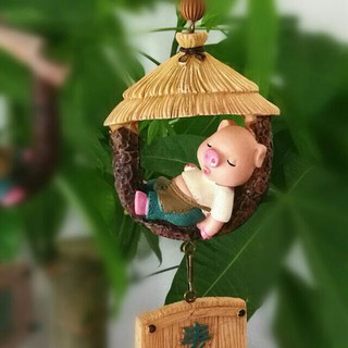 Chuông gió heo lười