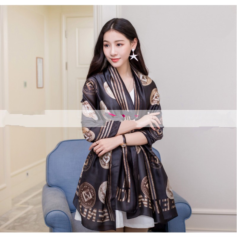 KHĂN CHOÀNG CỔ LỤA THỜI TRANG CAO Cấp 41