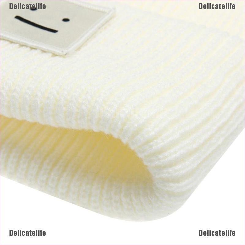 [Delicatelife] Cute Smiling Face Label Winter Knit Embroidery Hat Unisex Adult Beanie Outdoor