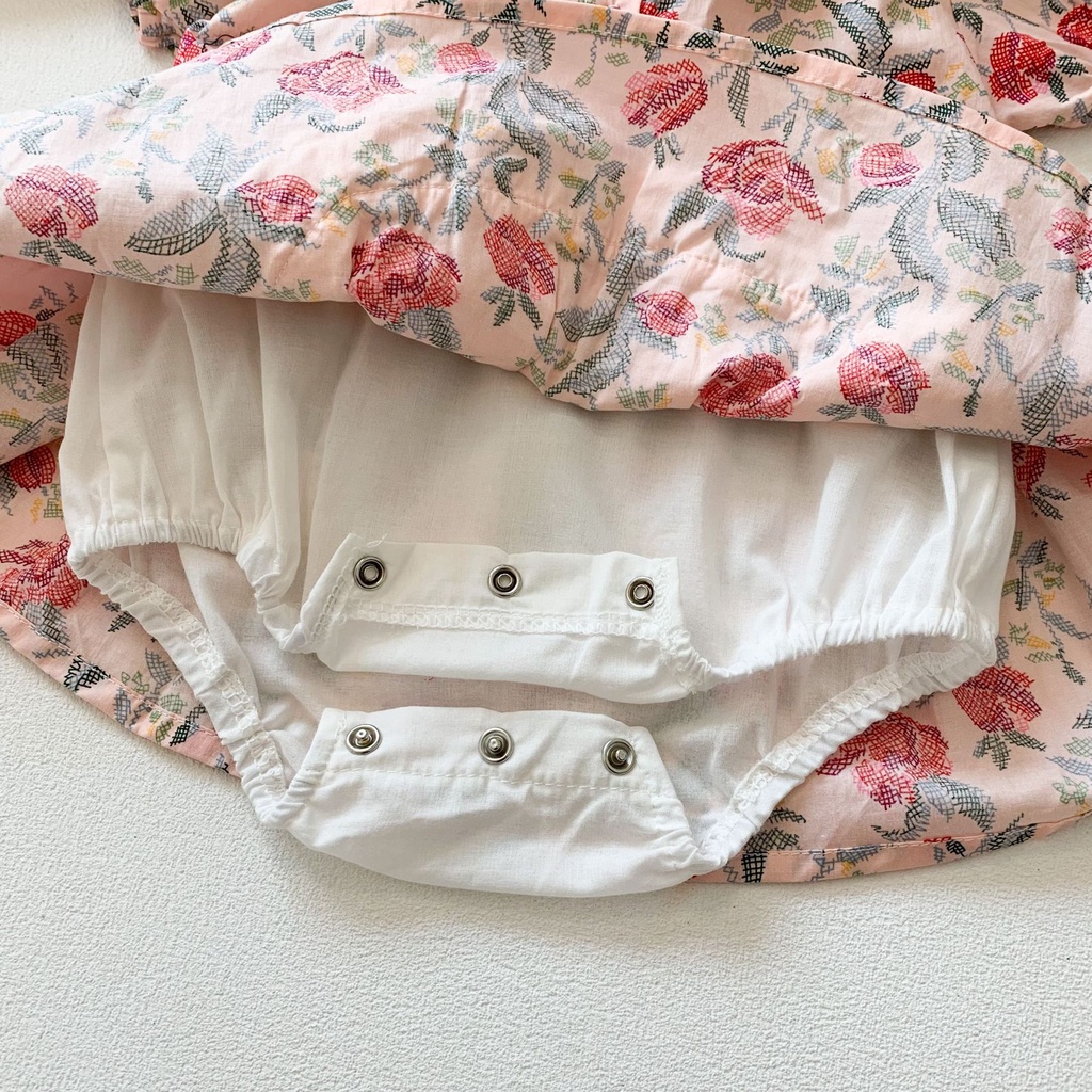 Bộ áo liền quần tay ngắn hoạ tiết hoa + băng đô cài tóc xinh xắn dành cho bé