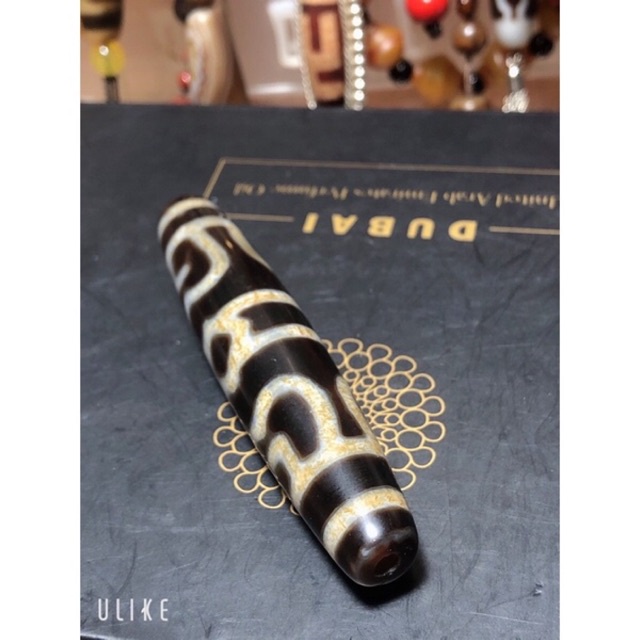 Mặt dây chuyền đá dzi Tây tạng