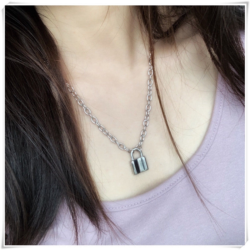 Vòng Cổ Gắn Mặt Hình Ổ Khóa Độc Đáo Phong Cách Hip-Hop Hàn Quốc