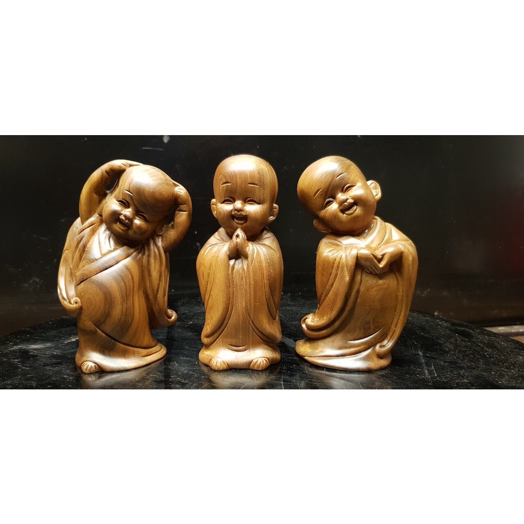 Tượng chú tiểu tâm chí tịnh gỗ bách xanh - TẶNG 1 VÒNG ĐEO TAY