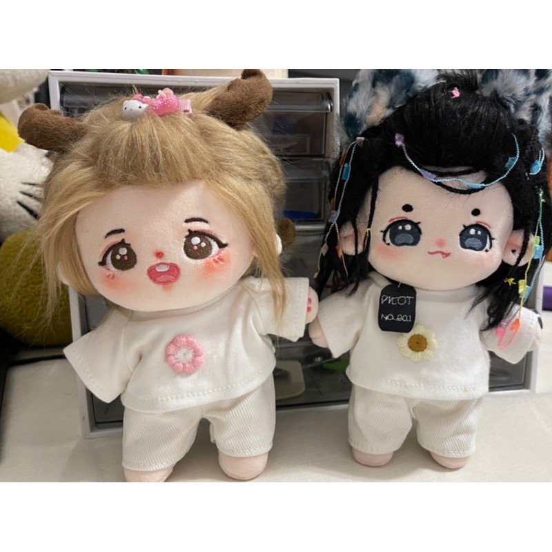 Áo khoác gấu cho doll 20cm (áo khoác đã bán hết, chỉ còn lẻ áo phông).