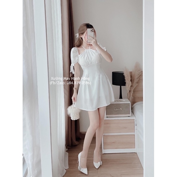 Váy vải trượt cổ yếm cộc tay bo chun xanh/trắng, váy thiếu kế cutout vai Hàn Quốc cực xinh