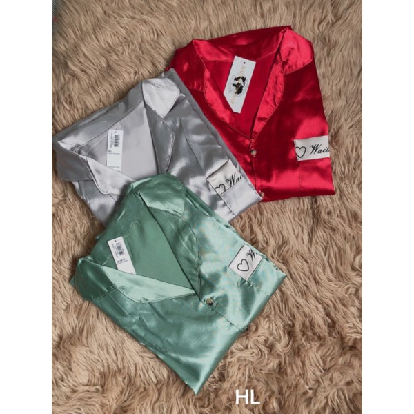 Bộ pyjama lụa tay cộc quần lửng kèm video ảnh thật | BigBuy360 - bigbuy360.vn