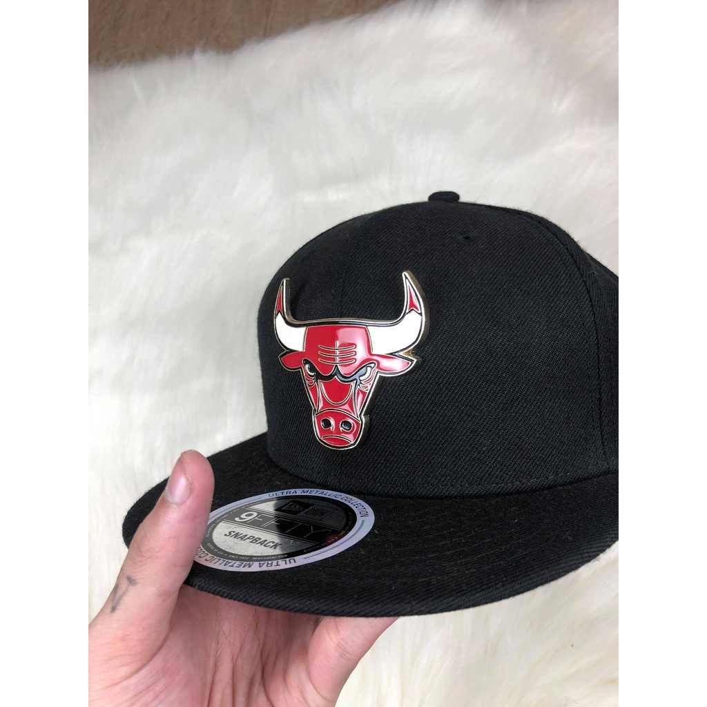 Mũ Nón snapback Chicago Bulls đen logo đỏ  - Mũ Nón full tem siêu đẹp siêu cá tính free size