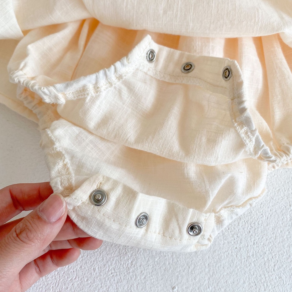 Body chip bé gái màu kem cổ vuông cho bé gái ảnh thật