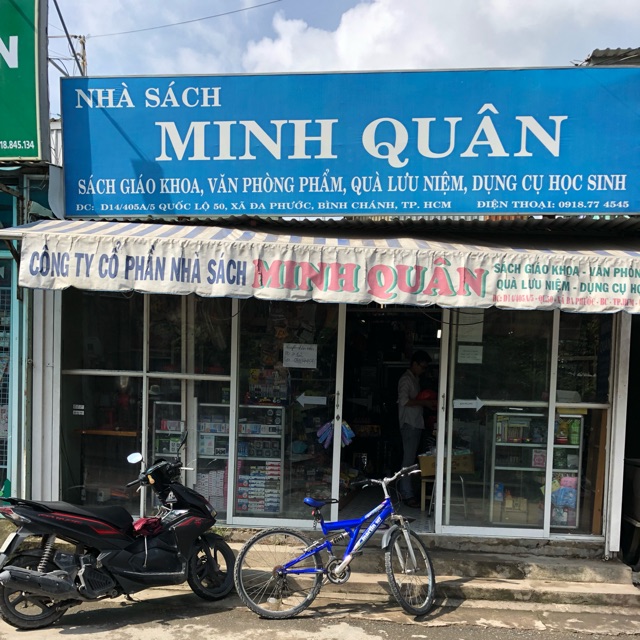 MINH QUAN BOOKSTORE