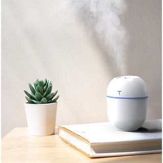 Máy phun sương tạo ẩm không khí xông tinh dầu mini làm mát dùng trong nhà ô tô