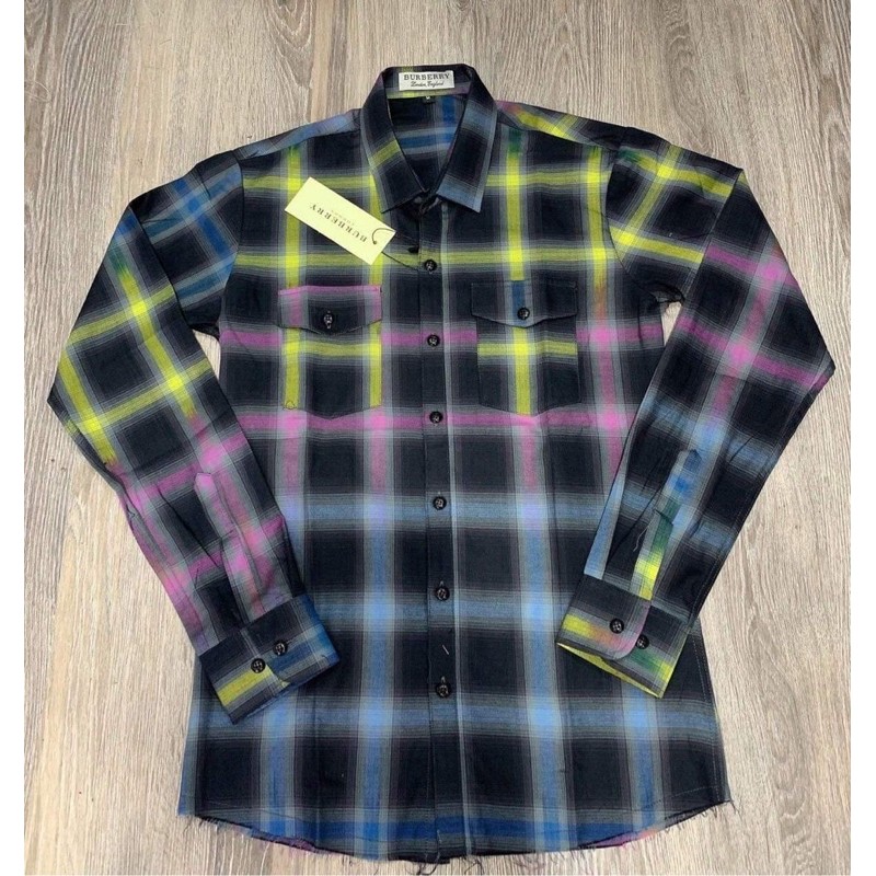 [Ảnh thật] Áo sơ mi kẻ phối màu rách gấu nam nữ- Bơ Boutique | BigBuy360 - bigbuy360.vn