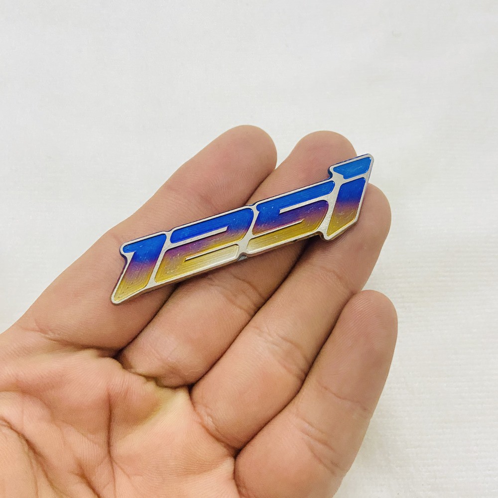 BỘ SƯU TẬP TEM DÁN TRANG TRÍ XE MÁY TITANNIUM KIỂU SỐ 150i, 125i, 110, F150,dán trang trí xe thể hiện phong cach