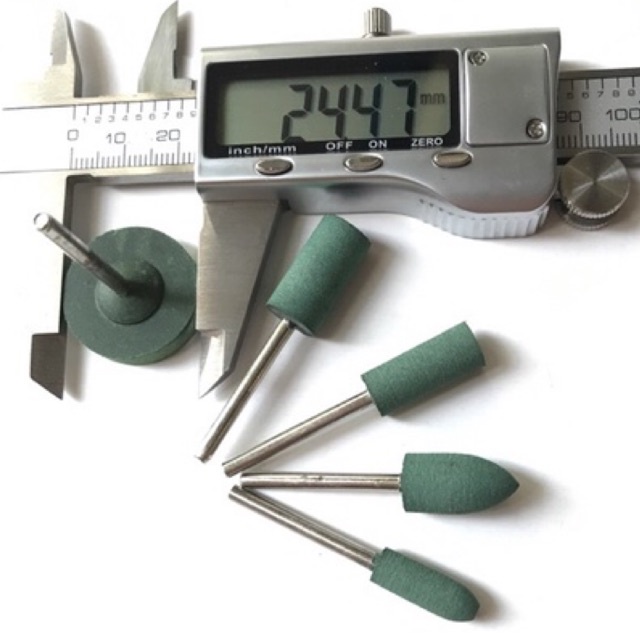 Bộ 5 trục mài đánh bóng bằng cao su đặc,cứng,cán 3mm