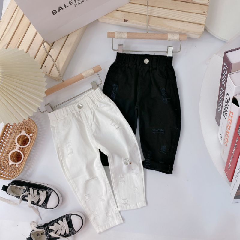 Quần kaki lưng thun phối cắt rách cho bé